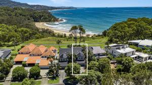 Solara - Sleeps 8, Beach, Walk To Resorts, Views
