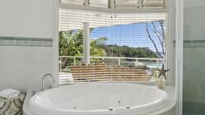 Solara - Sleeps 8, Beach, Walk To Resorts, Views