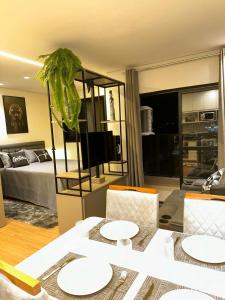 Studio bem localizado