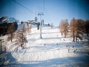 Apartment in Veysonnaz near Cable Car