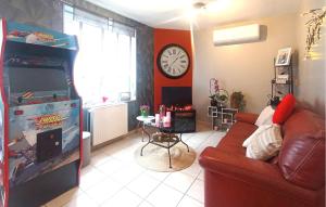Maisons de vacances Beautiful Home In Grand-Fort-Philippe : photos des chambres