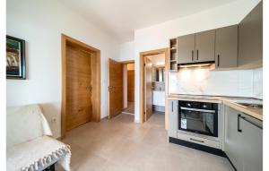 Awesome Apartment In Barbat Na Rabu 