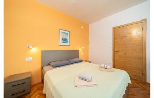 Awesome Apartment In Barbat Na Rabu