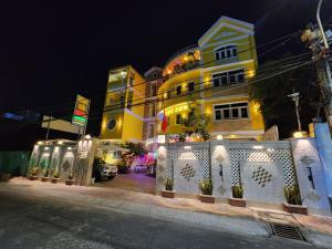 Ngoc Son Hotel