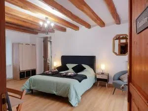 Chambre Léa à Châteaudun, accès PMR, jardin et piscine - FR-1-581-150 - 沙托丹