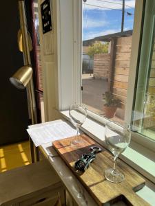 Snap-Worthy Stay Steps From Downtown 1BR 1BA