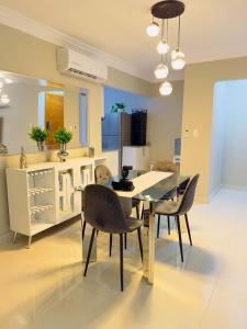 Excelente Apartamento Completo Renta Carro Disponible