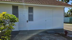 Studio Apt, Natural Beach and Pool G199A