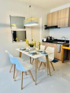 Sea La Vie Suites Palawan