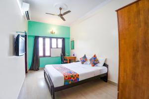 FabHotel Home Tree Service Apartment - T Nagar