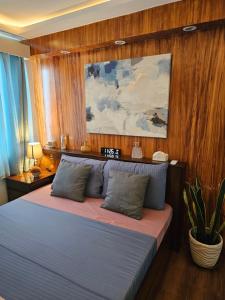 Executive Suite Condo 1