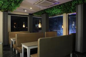 Hotel M Plaza Dhulagarh