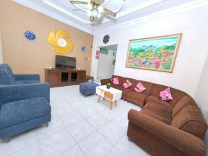 Bolo Nest Homestay Jogja - 4hvězdičkové hotely ve městě Timuran