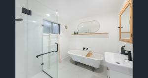 Flaxton Eco-Chic Escape