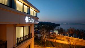 Ezkar Bathonea Art İstanbul Hotel