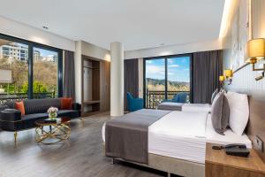 Ezkar Bathonea Art İstanbul Hotel