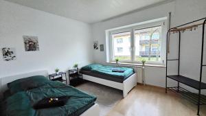 4 ZIMMER, TERRASSE, GROßER PARKPLATZ, TOP ANBINDUNG, FREE WIFI