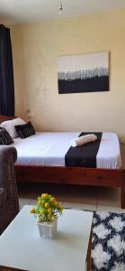 studio with a working desk in Nyali