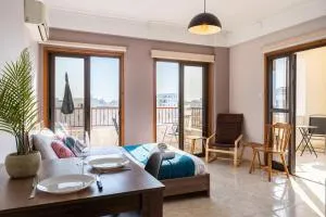 Ani's Stylish Studio W Terrace in Larnaca - Scala