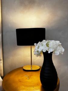 Cozy Suburban Escape