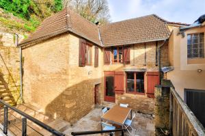 Maisons de vacances Maison en pierre avec piscine et terrasse pour 6 : photos des chambres