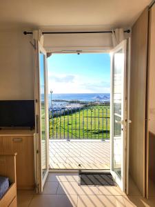 Appartements 4-6 couchages vue mer et port de Solenzara Corse : photos des chambres
