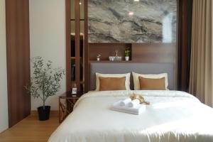 Forest Khaoyai by Licega