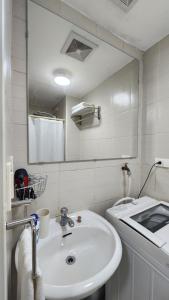 Cozy, fully equipped condo for long stays