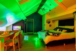 Le Nid Chromatique, Hyper Centre Palaiseau