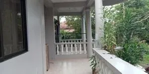 Perfect Home with Balcony - Naval