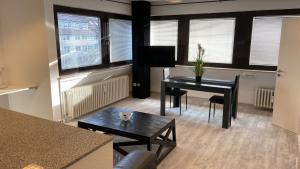 Neu renovierte Whg nähe Wasserbahnhof und Krankenhaus mit Aufzug Große Küche