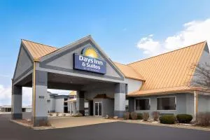 Days Inn & Suites by Wyndham Kokomo - Peru