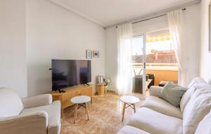 3 Bedroom Cozy Apartment In Torrevieja