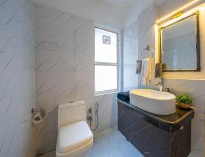3BHK Spacious Stay-Bunk & King Beds-Hauz Khas