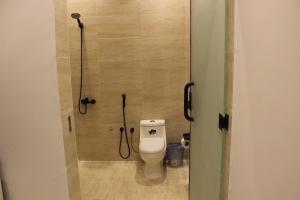 استوديو فاخر 301