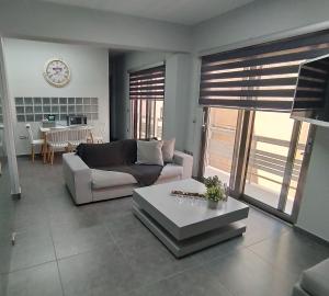 Academys Modern Apartments by Athens Urban Retreat