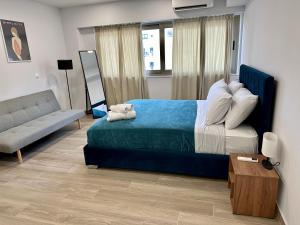 Academys Modern Apartments by Athens Urban Retreat