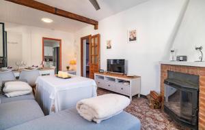 Lovely Home In Guaro With Wifi