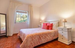 Lovely Home In Guaro With Wifi