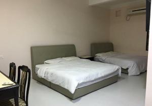 Bonsai Homestay Kluang - Meranti