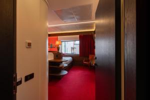 !FEST Hotel Rynok Square