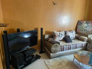 Bel appartement HARHOURA plage Rabat