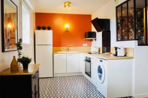 Charming apartment - private parking, balcony