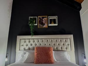 Hosting Dreams Attics - Duomo