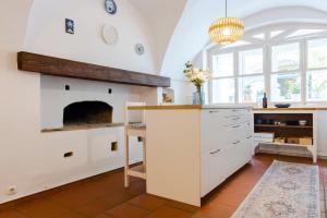 Pepas Antique Boutique