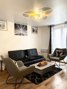 1st Floor Crescent Apartment