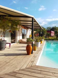 La maison de la Terre brûlée