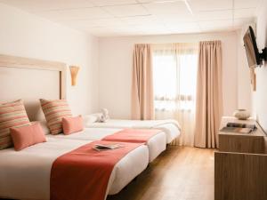 Family Room room in Hotel Las Rampas