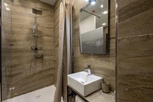 Piccolin Maisonette by GB Apts