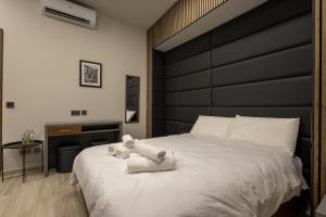 Piccolin Maisonette by GB Apts